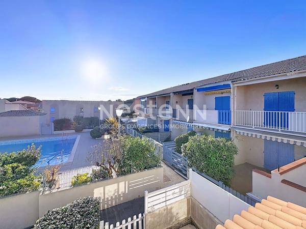 Charmant Duplex meublé 3 pièces de 37.6 m2 avec piscine & place de parking privative en option à Gruissan