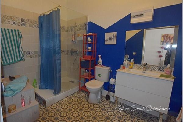 À VENDRE Fonds de commerce et murs Café-Restaurant avec Chambres d’hôtes, aux portes de l’Ardèche