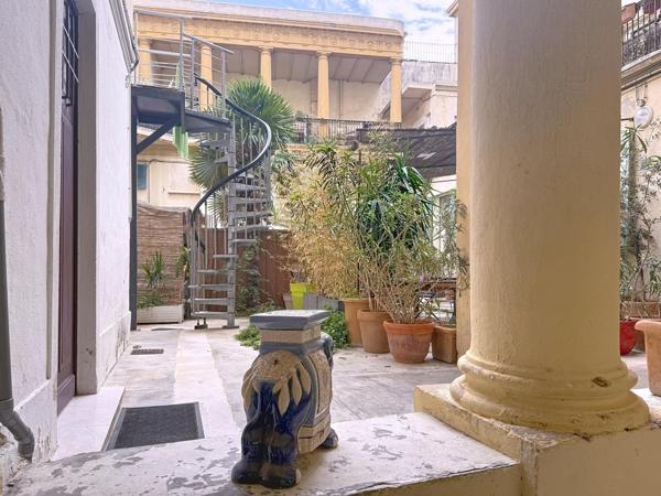 DUPLEX T2 TRÈS BON ÉTAT