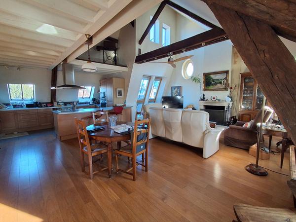 Bien d'exception hyper-centre