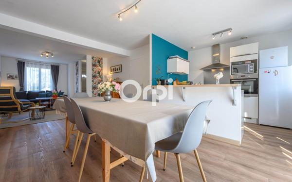 Appartement à vendre    3 pièces • 80 m2 Douai