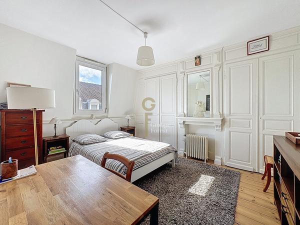 Maison mitoyenne 2 côtés