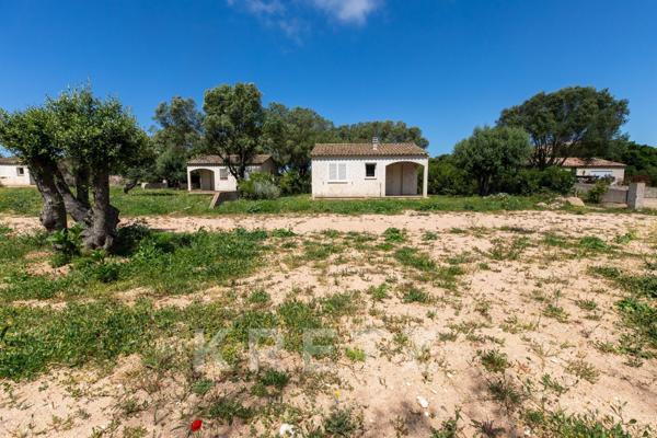TERRAIN VIABILISÉ DE 830m2 ou MAISONNETTE À RÉNOVER, RARE