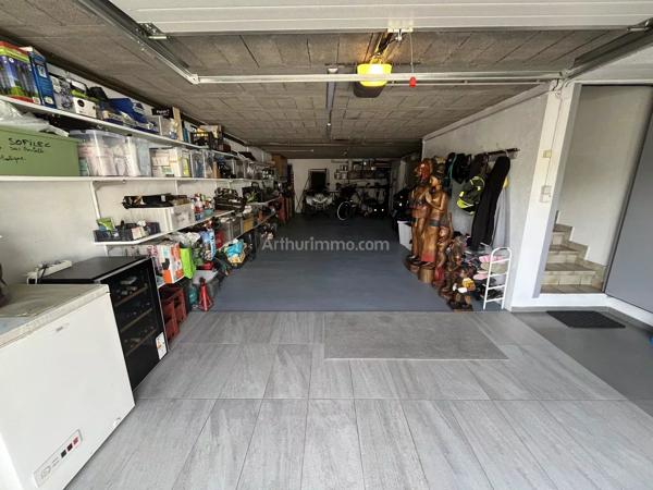 Vente                                                      Maison
                        
                     3 pièces                      112 m2                     à Belley
