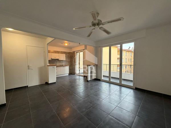 A LOUER - STUDIO  33M² A NICE, SECTEUR GAMBETTA