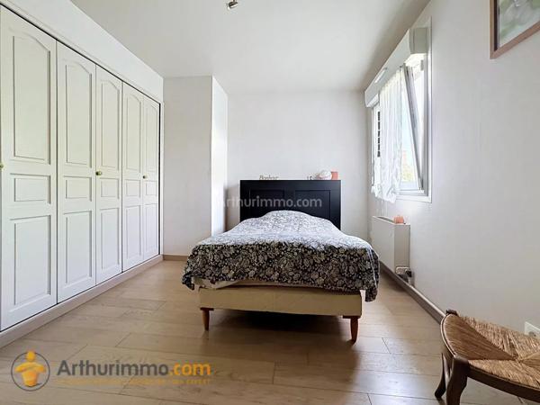 Vente                                                      Maison
                        
                     6 pièces                      119 m2                     à Tinqueux