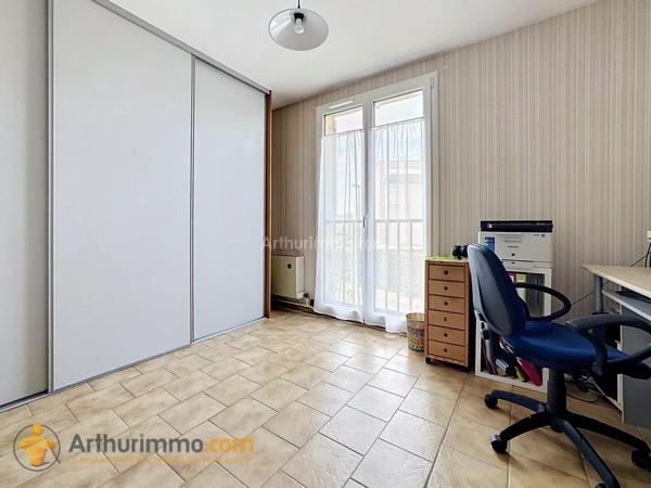 Vente                                                      Maison
                        
                     6 pièces                      119 m2                     à Tinqueux