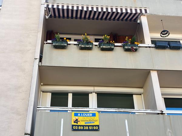 Bureau - 4 pièces - 71 m²