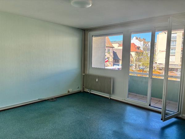 Bureau - 4 pièces - 71 m²