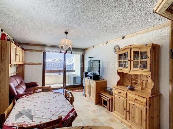 T4 rare centre station Saint François Longchamp 61 m2 3 chambres.