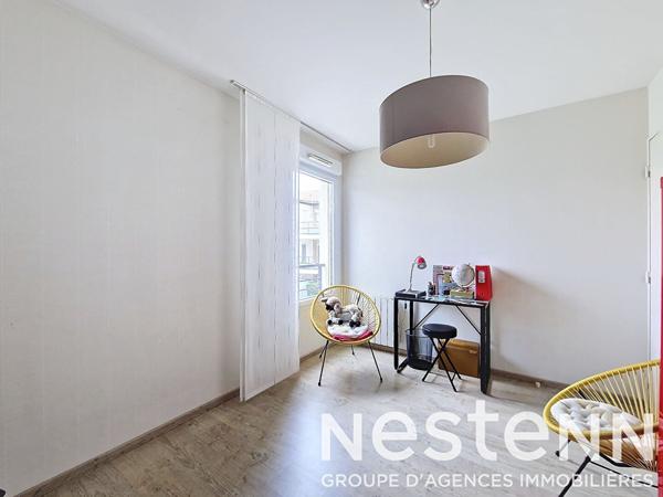 ST LAURENT DE MURE Centre - Appartement 4 pièces de 81,31m² avec terrasse et garage double