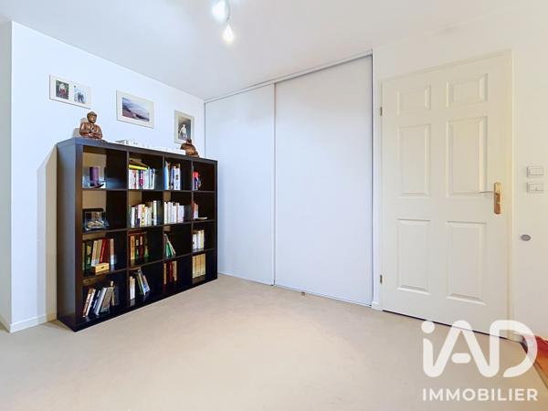 Appartement à vendre 4 pièces 101 m² Émerainville