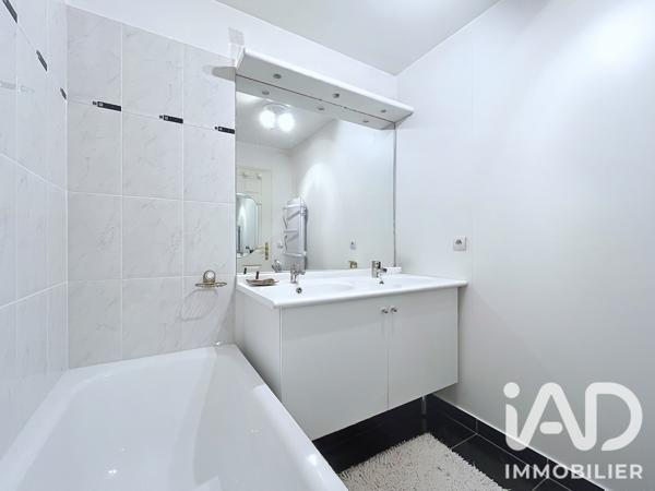 Appartement à vendre 4 pièces 101 m² Émerainville