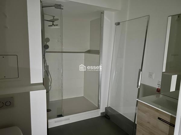 Location Studio 29.68 m² - Cergy 95000