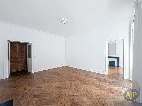 Location appartement Nantes : 1 071 € - AJP Immobilier Nantes Ouest