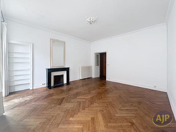 Location appartement Nantes : 1 071 € - AJP Immobilier Nantes Ouest