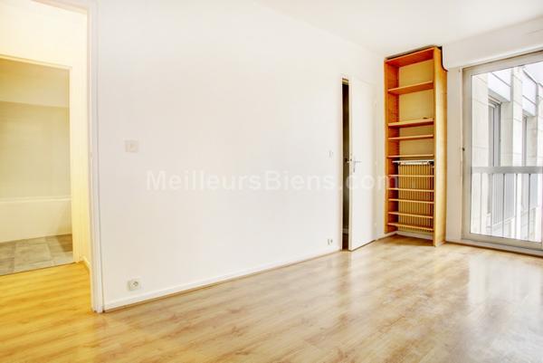 Appartement familial 3 chambres avec terrasse et magnifique vue!