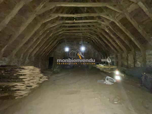 Grange avec toit en bac acier