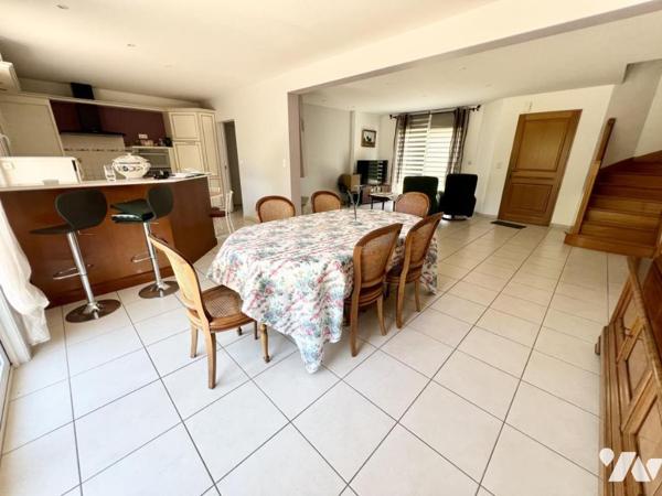 Maison 4 chambres + bureau