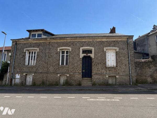 MAISON DE CARACTERE A RENOVER - QUARTIER ZOLA - MELLINET