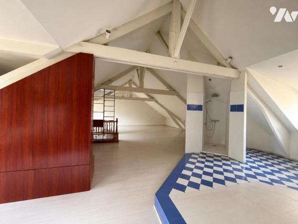 MAISON DE CARACTERE A RENOVER - QUARTIER ZOLA - MELLINET