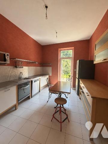 MAISON DE CARACTERE A RENOVER - QUARTIER ZOLA - MELLINET