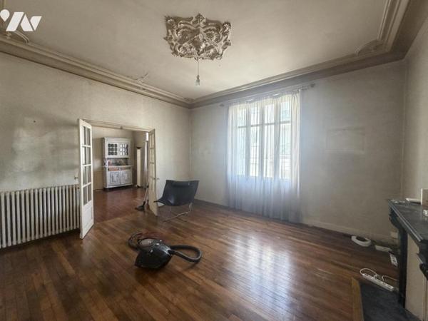 MAISON DE CARACTERE A RENOVER - QUARTIER ZOLA - MELLINET