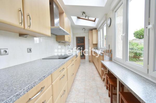 Maison 5 pièces - 150 m² Exclusivité efficity