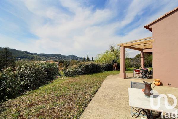 Maison 5 pièces de 138 m² à Évenos (83330)