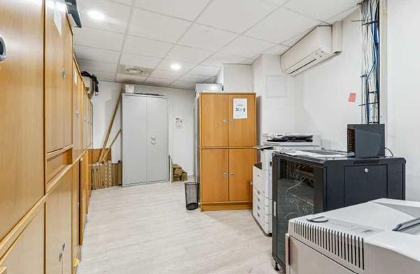 Bureaux à louer à PARIS 75017