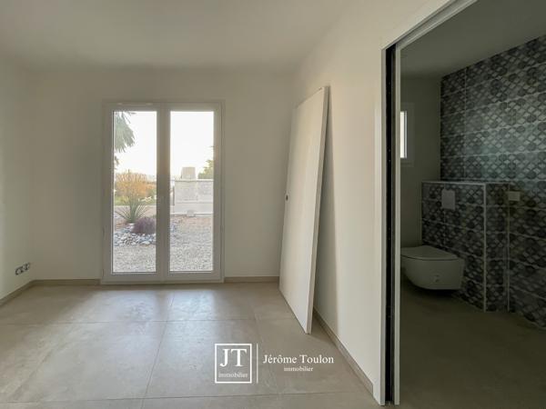 Maison
                                                                                                                                                                                                                                                                                                                        5 pièce(s)                                                                                                                                                                                                          3 chambre(s)                                                                                                                                                                                                          170  m²