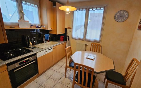 Maison à vendre    5 pièces •  Vaujours