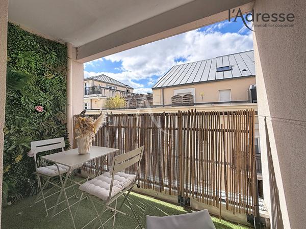 SURESNES/ Florent Dancourt - Appartement 3 pièces 61m² - 2 Balcons - 1 Parking