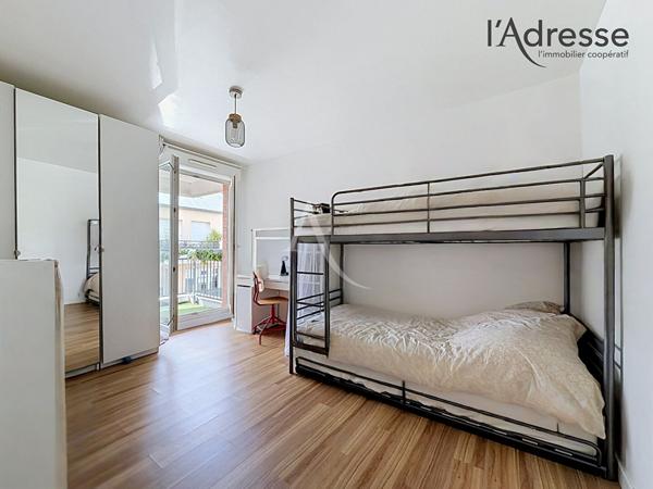 SURESNES/ Florent Dancourt - Appartement 3 pièces 61m² - 2 Balcons - 1 Parking