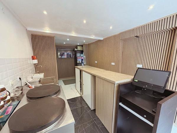 20m2 Fonds de commerce Paris (Châtelet-les-halles )