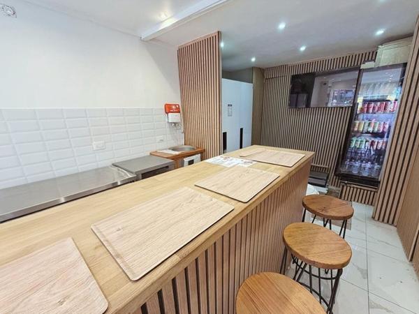 20m2 Fonds de commerce Paris (Châtelet-les-halles )