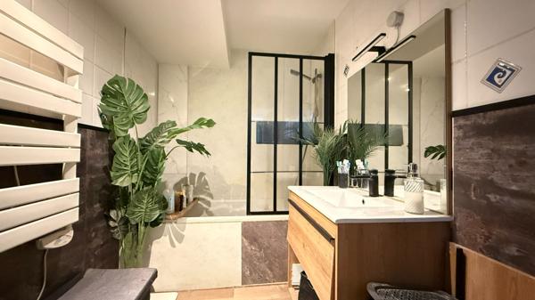 PENTAGONE LA ROCHE S/YON - Appartement Type III avec garage et cour privative - A VENDRE Exclusivité AMANDA