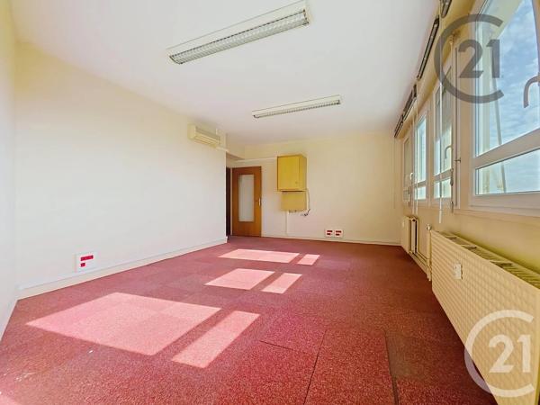 Appartement F2 à vendre  2 pièces - 44 m 2   TROYES  - 10
