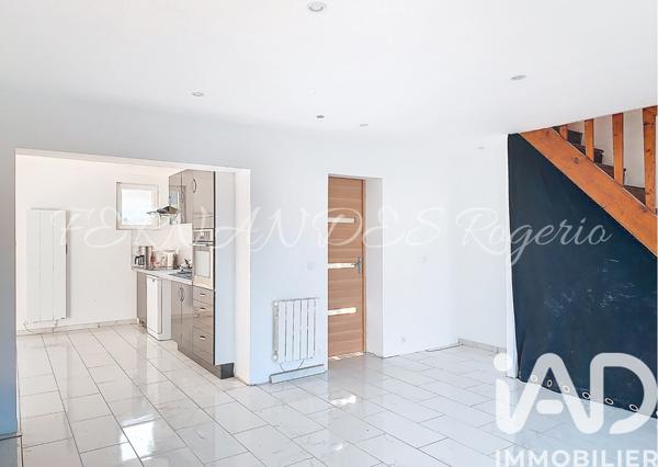 Maison à vendre 4 pièces 90 m² Sermaises