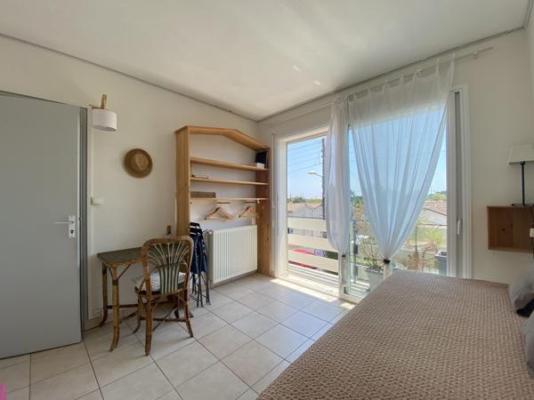 ARCACHON - L'AIGUILLON ! T3 de 46 m2 avec balcon et cave !