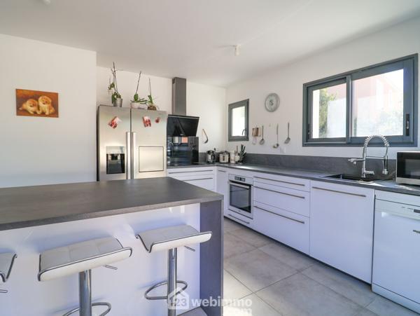Villas 141 m² à Marseille 13009