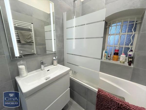 Appartement à louer 2 pièces 34.54m² Laon (02000)