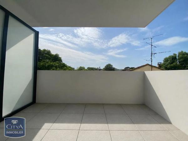 Appartement à louer 3 pièces 60.33m² Avignon (84000)