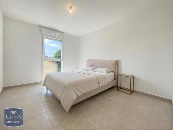 Appartement à louer 3 pièces 60.33m² Avignon (84000)