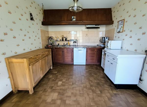 Spacieuse maison de plain-pied, 4 chambres, Cazals, 113 m2