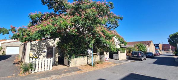 Maison Gorges Centre 8 P . 4 Chs . 174.34 M² . T 575 M² . Garage . Cave . Balcon