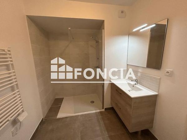 Location Appartement 2 pièces 42.23 m² - MLIFE Marseille 13002