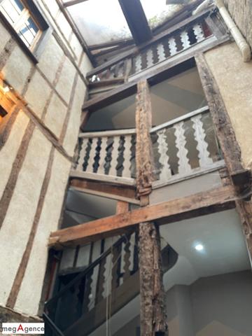 Immeuble à TULLE, 19000 - 300m²