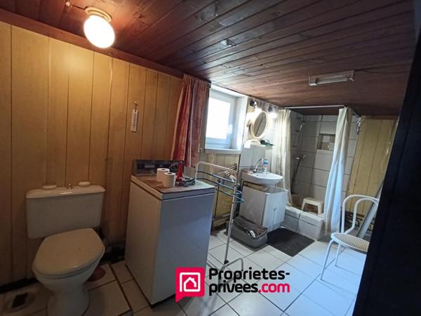 GRANFONTAINE- Maison ancienne à rénover entièrement- 3-4 pièces 80 m2 de plain-pied et combles exploitables