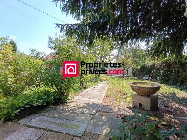 GRANFONTAINE- Maison ancienne à rénover entièrement- 3-4 pièces 80 m2 de plain-pied et combles exploitables